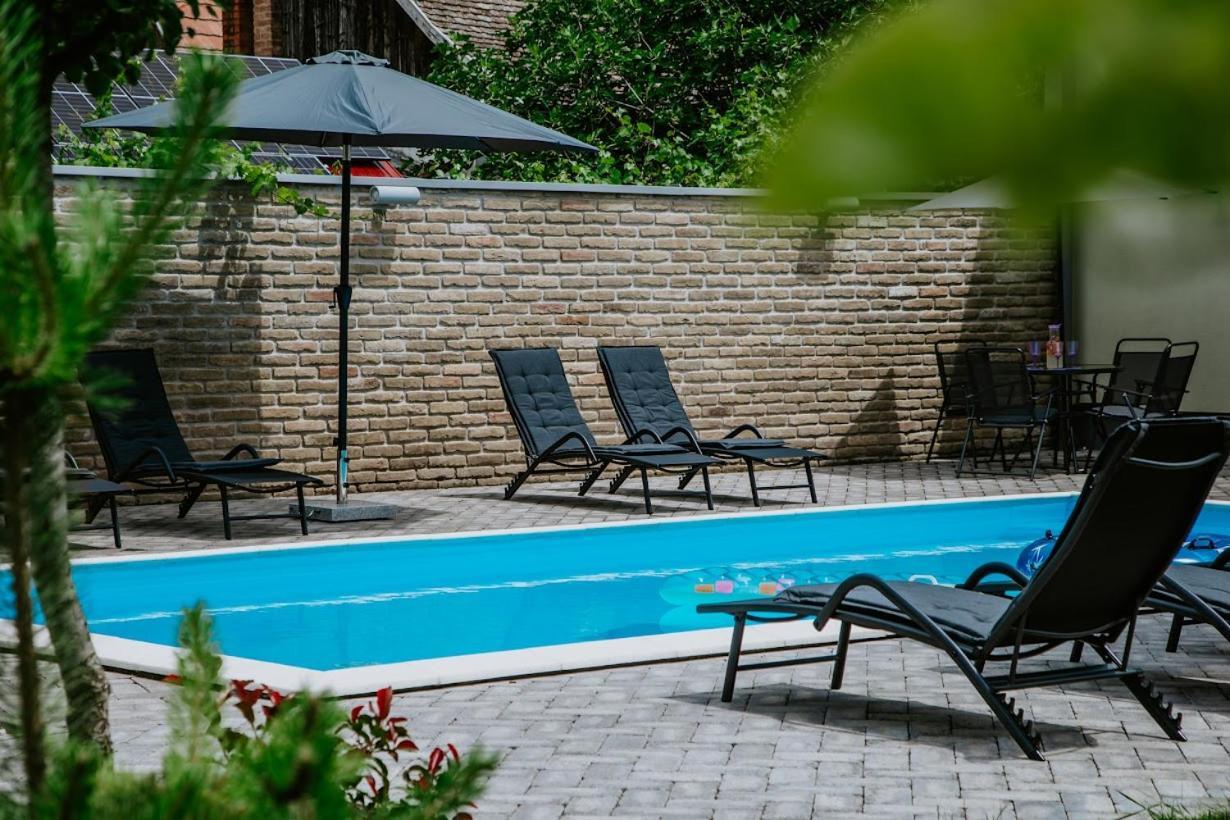 Ella Sun Apartman Makó エクステリア 写真